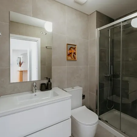 Apartamento Orange House - Elegant Two-bedroom 1e