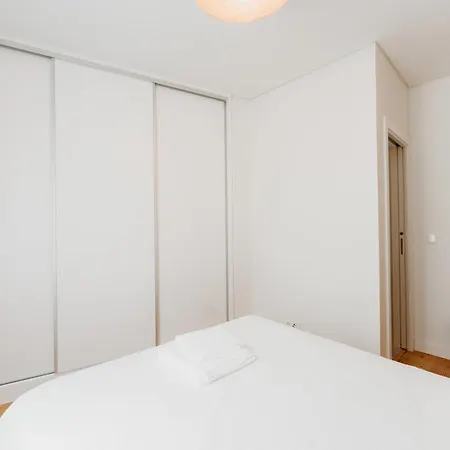 Apartamento Orange House - Elegant Two-bedroom 1e