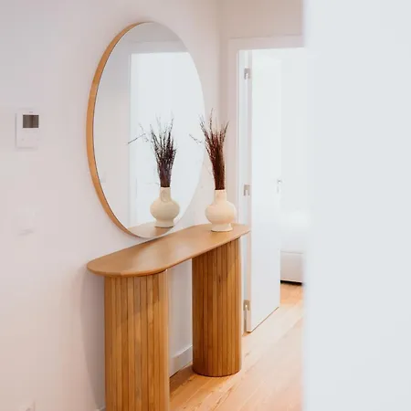 Orange House - Elegant Two-bedroom 1e Apartamento