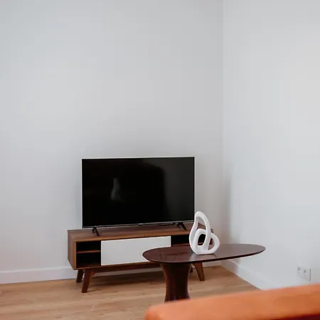 Orange House - Elegant Two-bedroom 1e Apartamento Lisboa