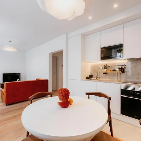 Orange House - Elegant Two-bedroom 1e 리스본